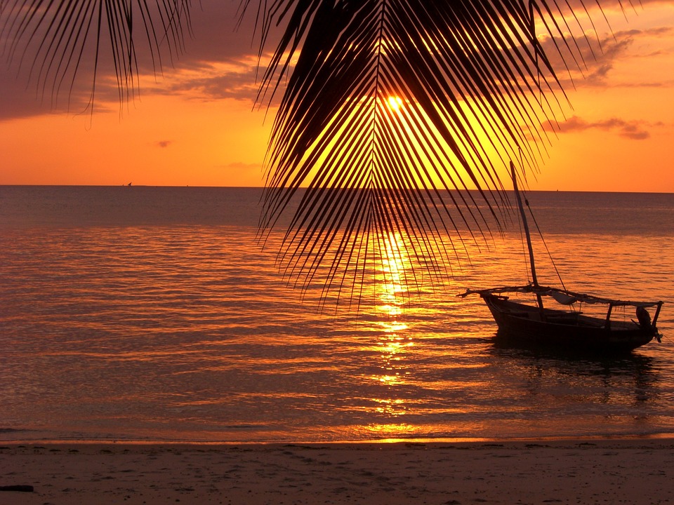 Beautiful_sunset_at_zanzibar