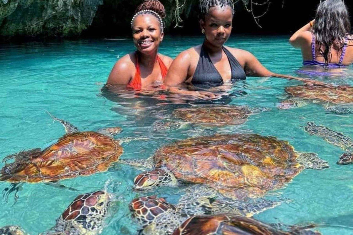 
zanzibar-salaam-cave-swimming-with-sea-turtles-at-kizimkazi