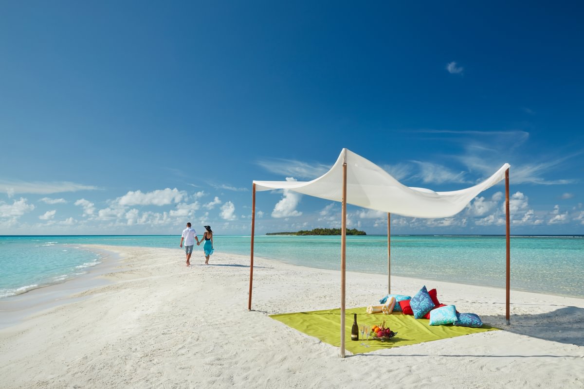 Secluded Sandbank Picnic – Your Own Island Escape