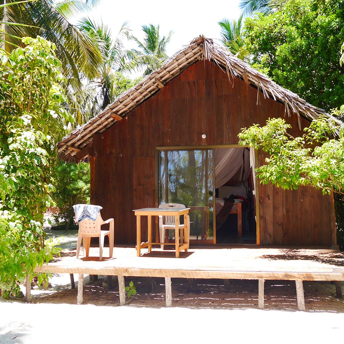 Kinazi Upepo Beach Hotel